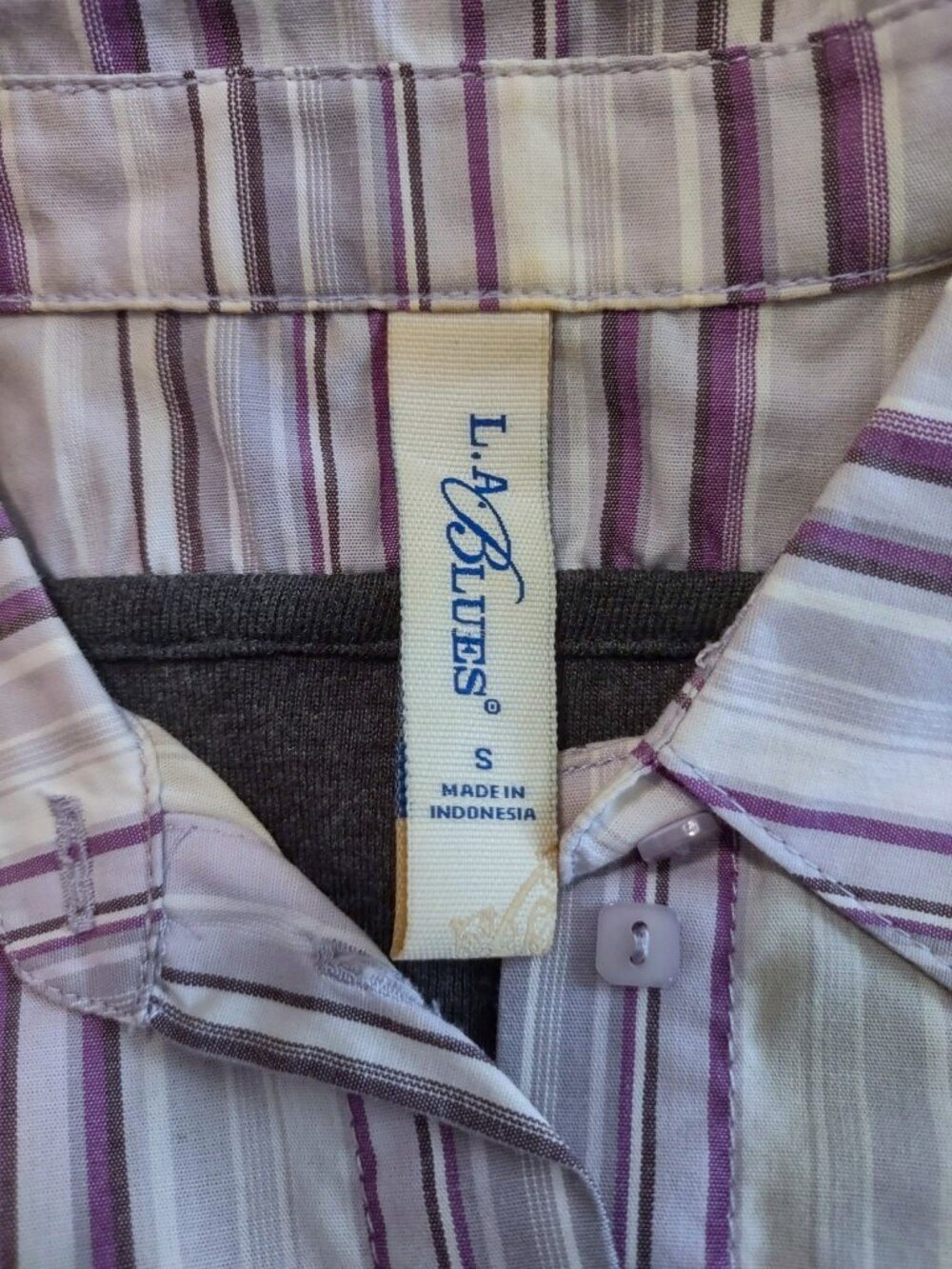 L. A. Blues Collared Blouse - Picture 3 of 3